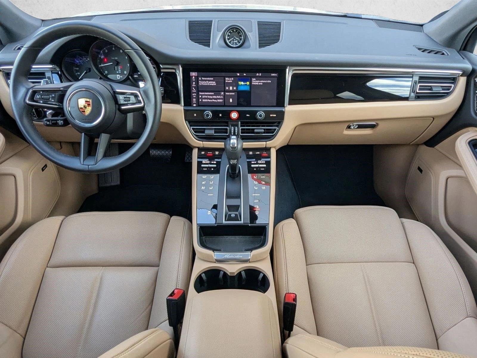 Thumbnail: 2026 Porsche Macan - 5