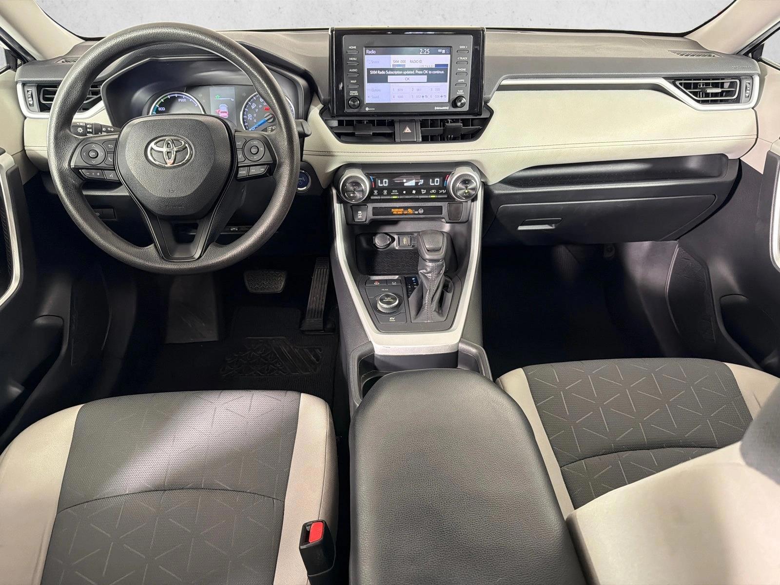 Thumbnail: 2020 Toyota RAV4 - 3