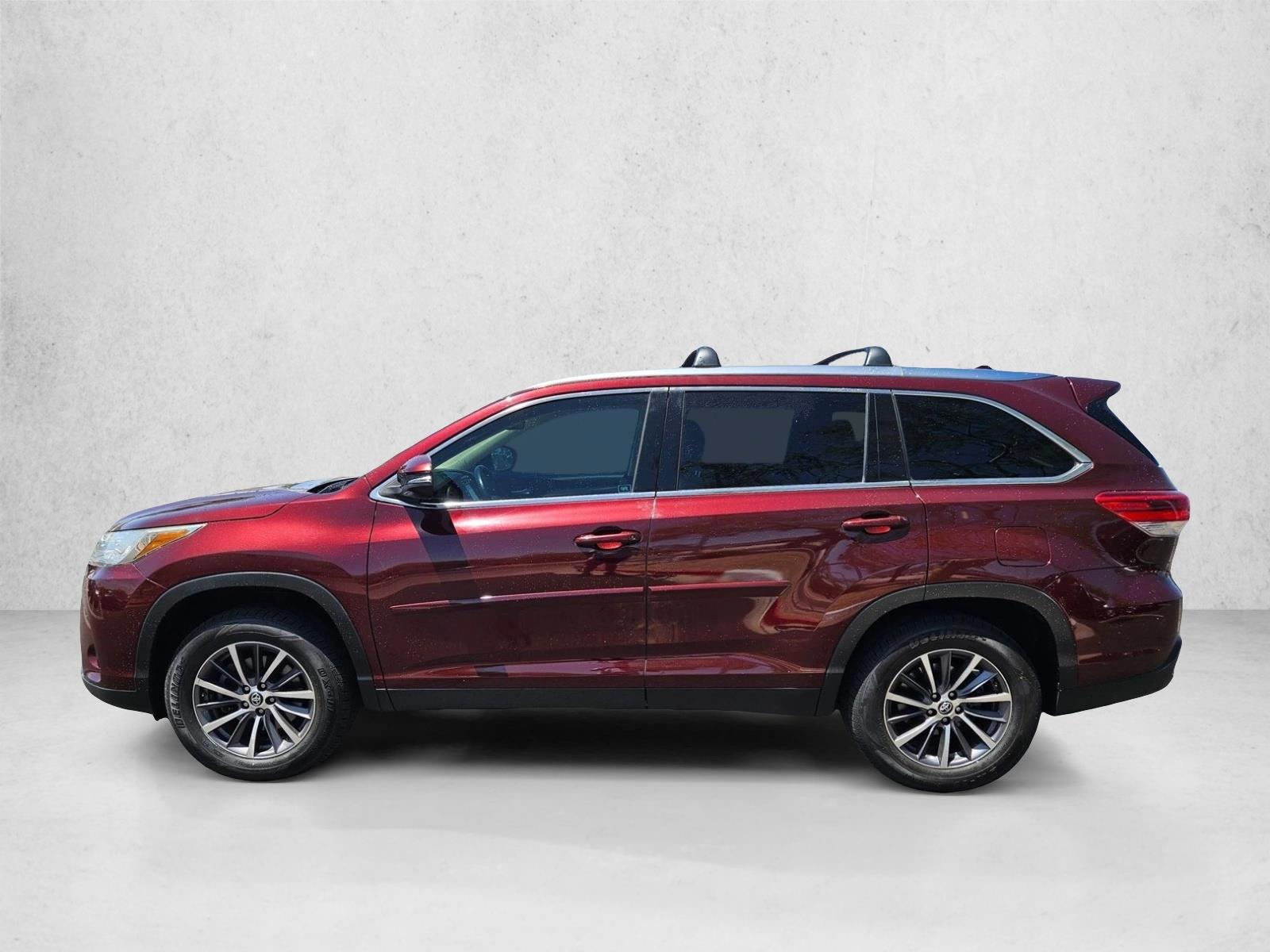 Thumbnail: 2019 Toyota Highlander - 2