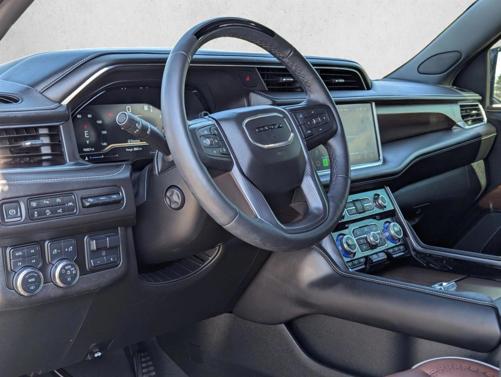 Thumbnail: 2024 GMC Yukon - 3