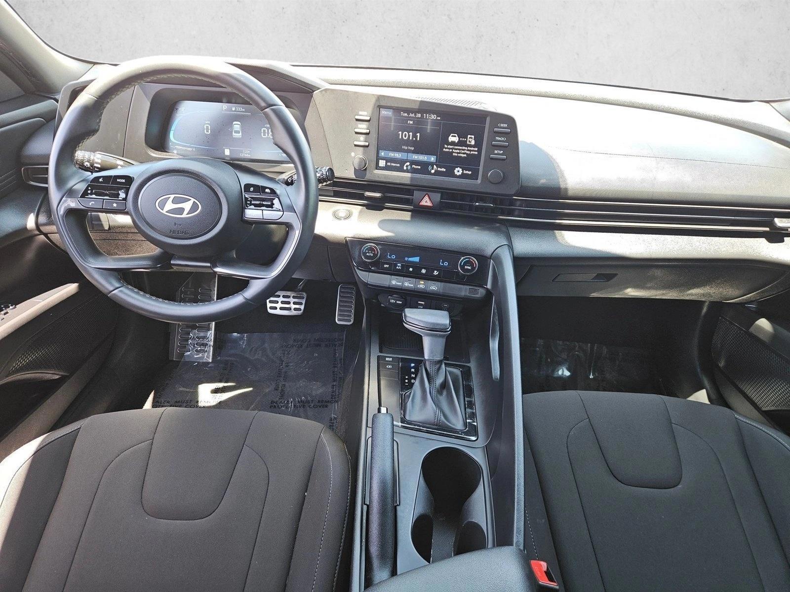 Thumbnail: 2025 Hyundai Elantra - 3