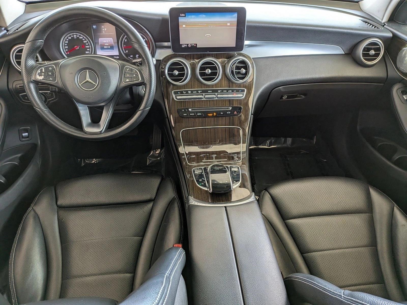 Thumbnail: 2016 Mercedes-Benz GLC - 3