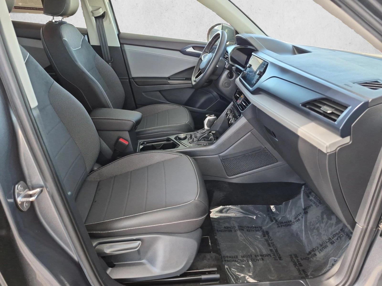 2024 Volkswagen Taos SE - Photo 20