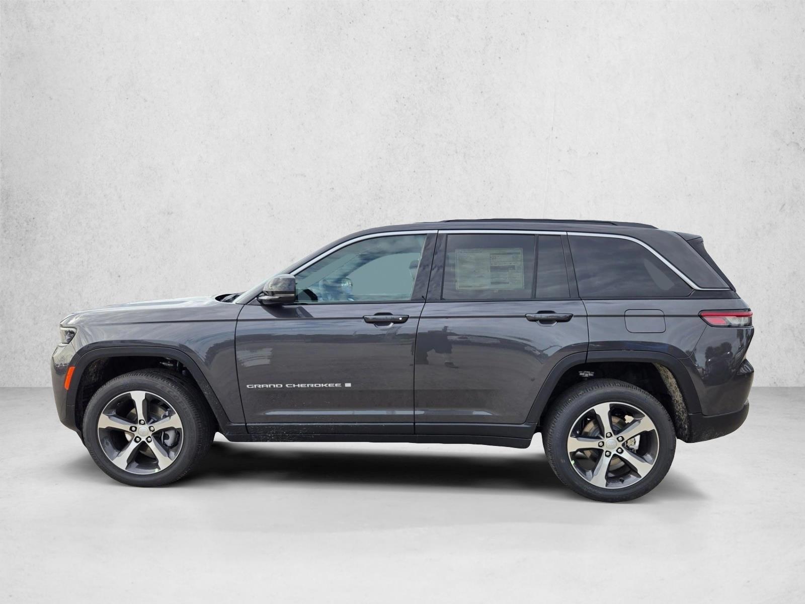 Thumbnail: 2026 Jeep Grand Cherokee - 2