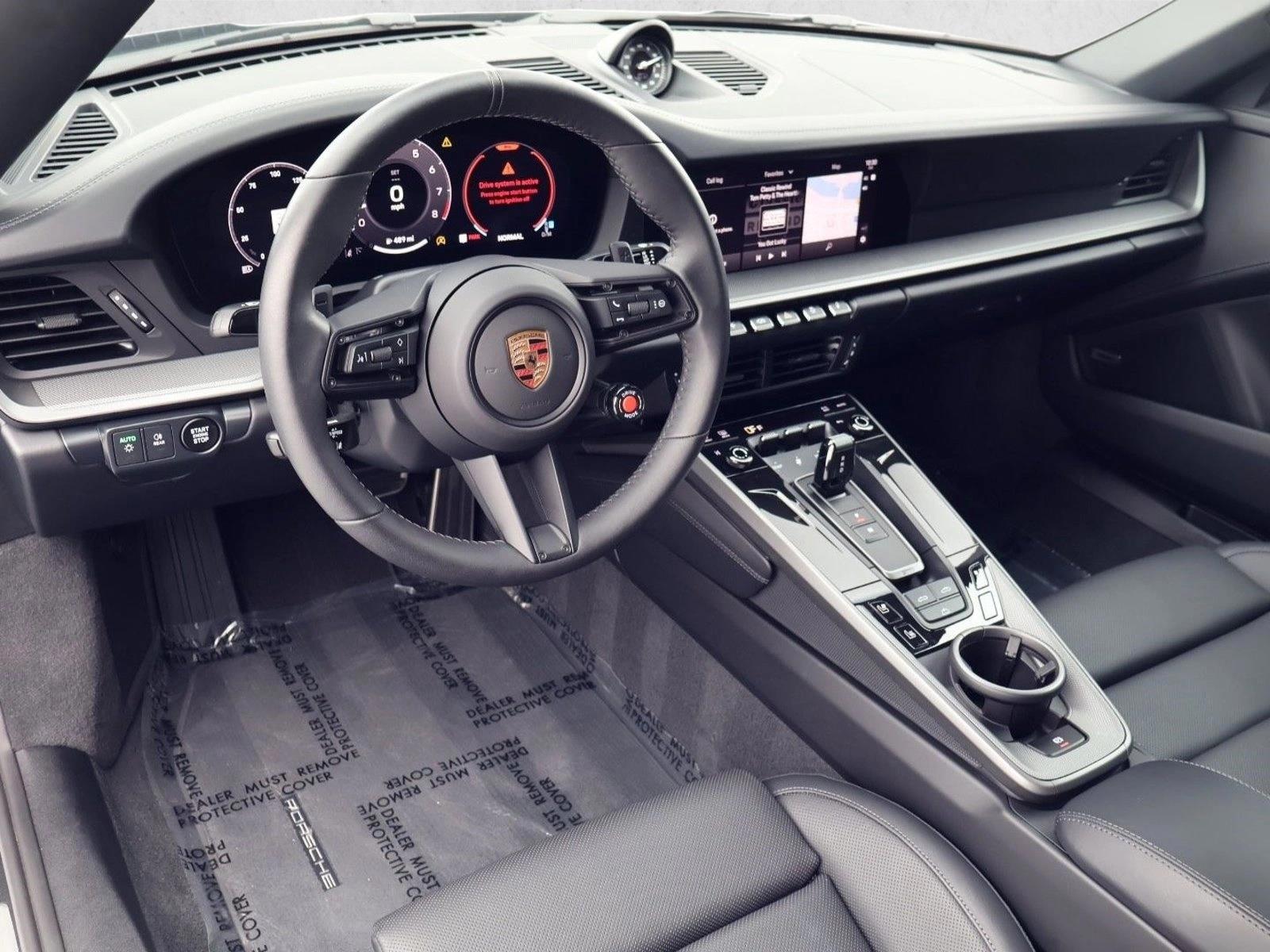Thumbnail: 2025 Porsche 911 - 4