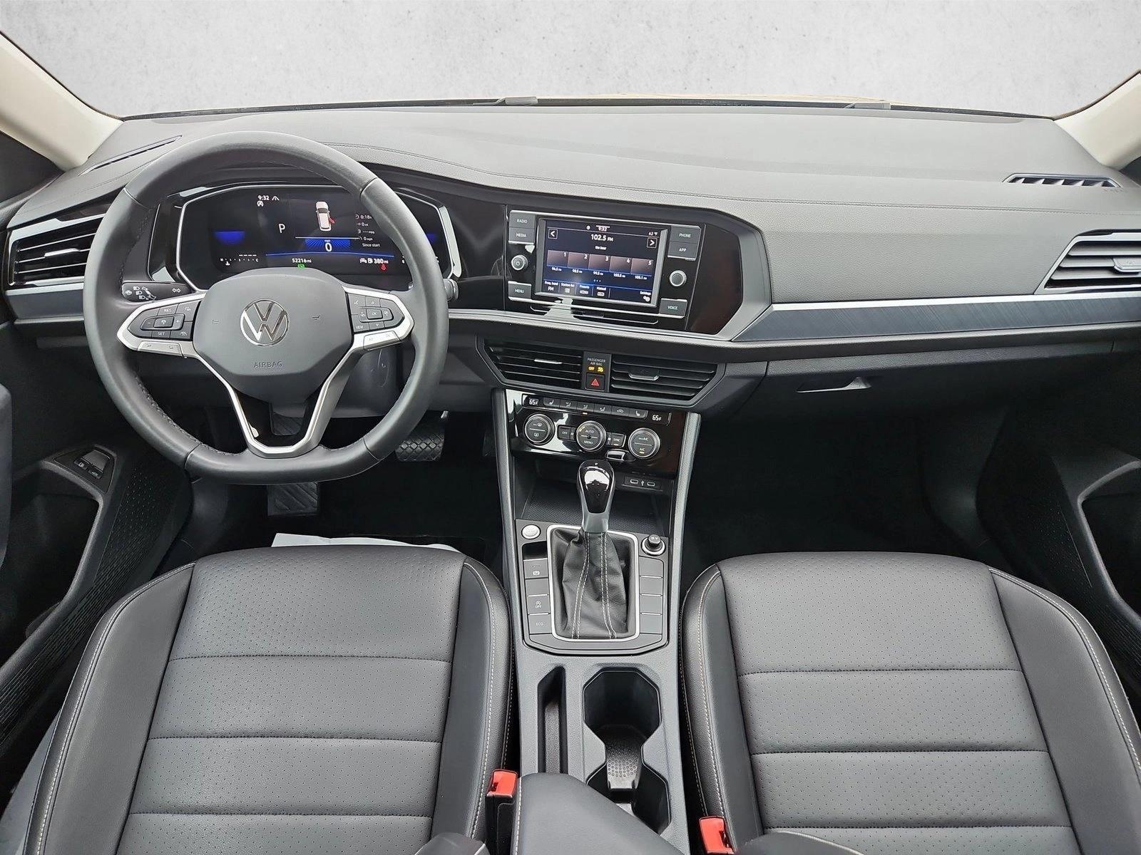 Thumbnail: 2024 Volkswagen Jetta - 6