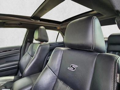 2023 Chrysler 300