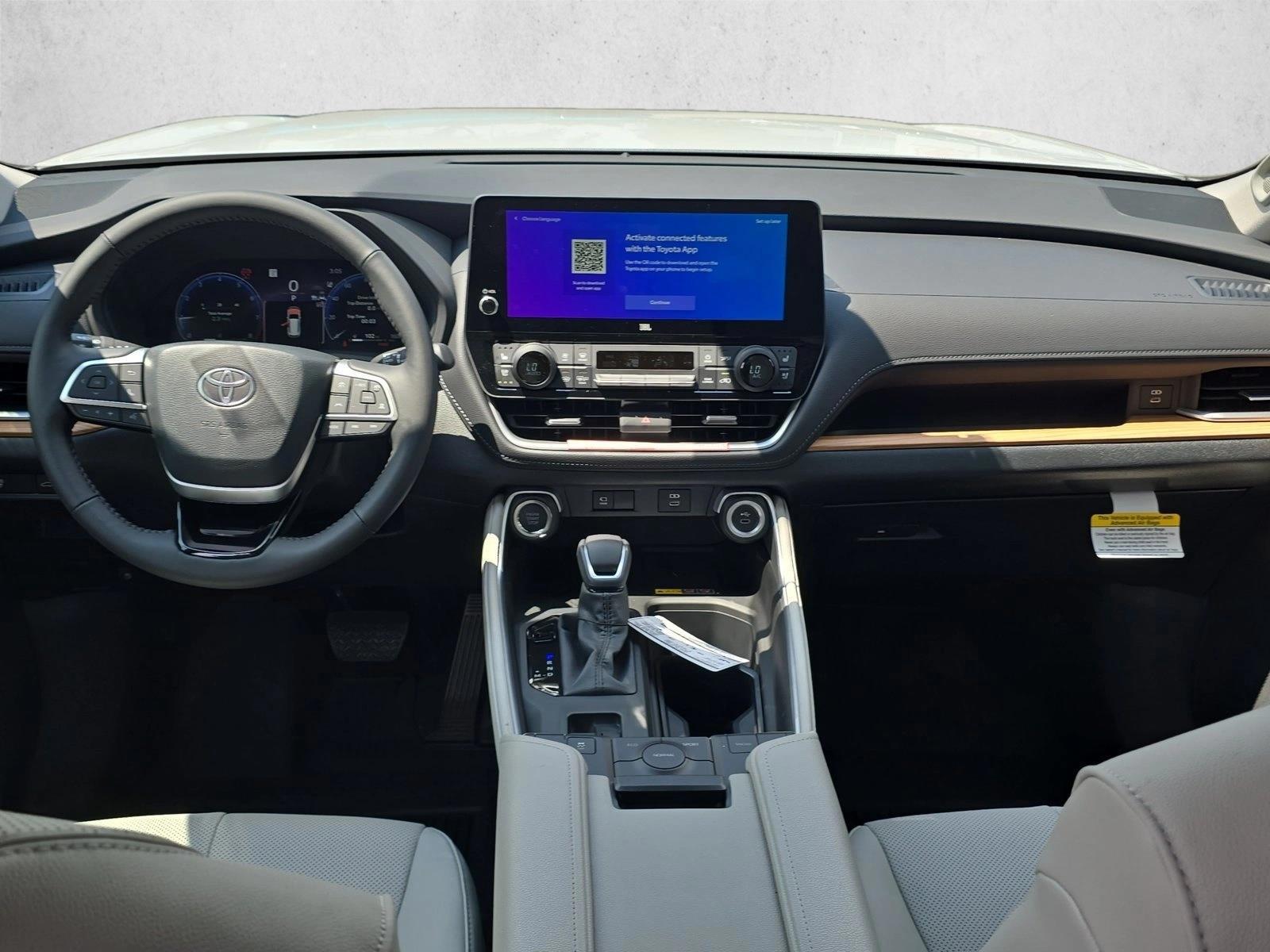 Thumbnail: 2026 Toyota Grand Highlander - 3