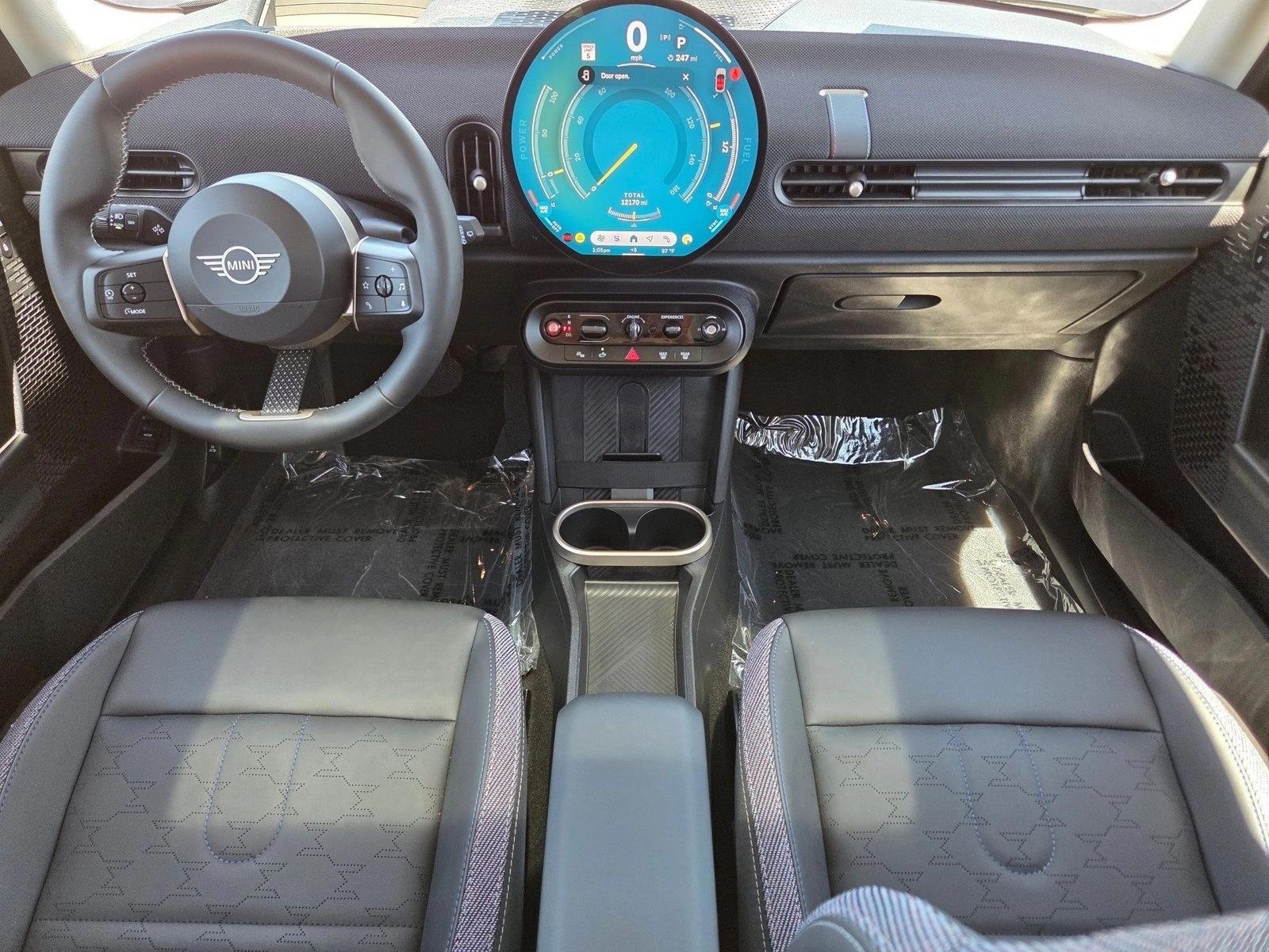 Thumbnail: 2025 MINI Cooper Hardtop - 3