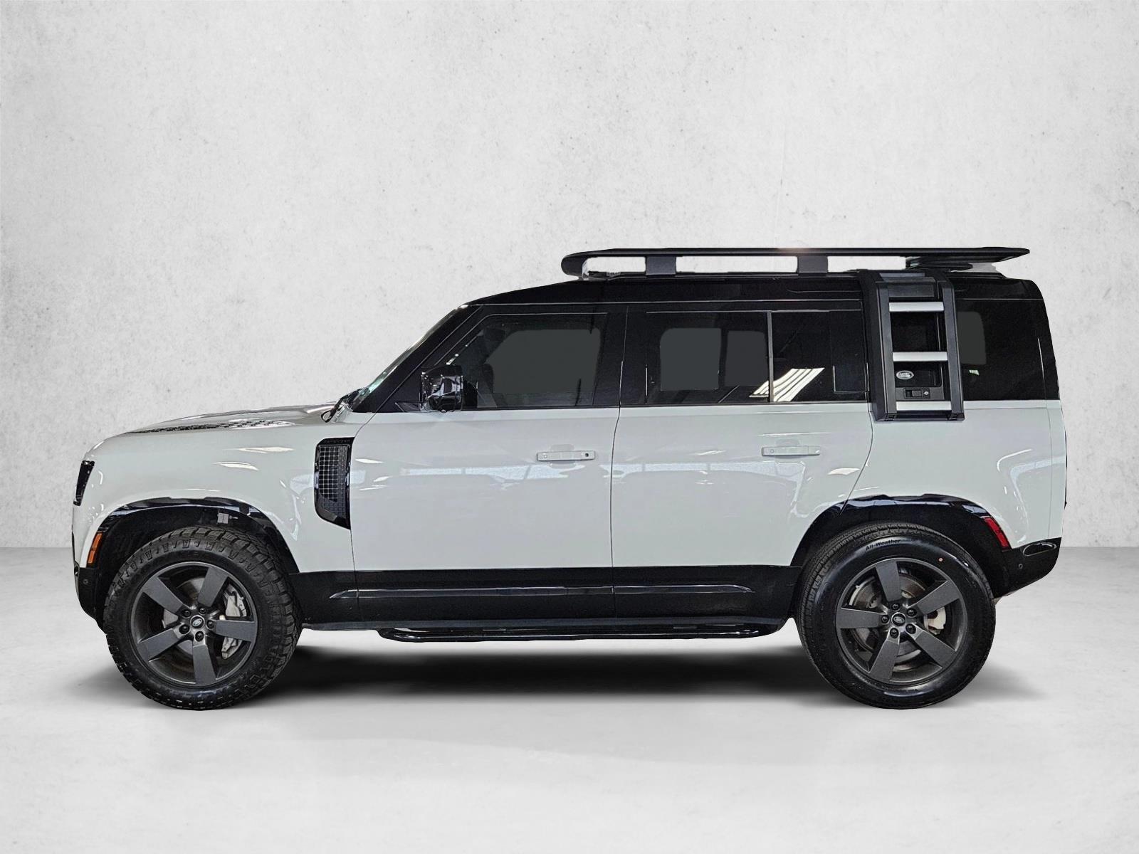 Thumbnail: 2023 Land Rover Defender - 2
