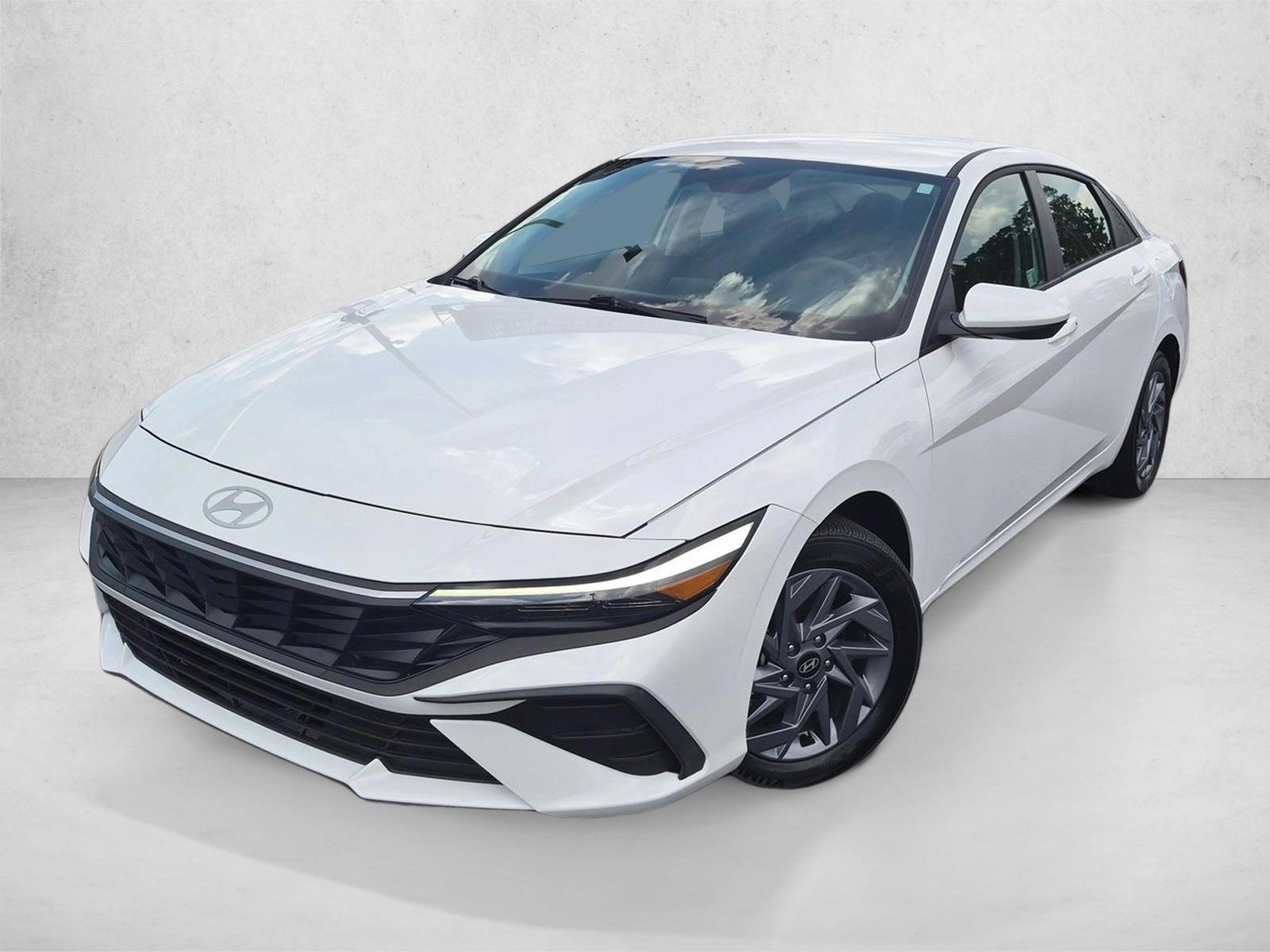 2025 Hyundai Elantra Hybrid
