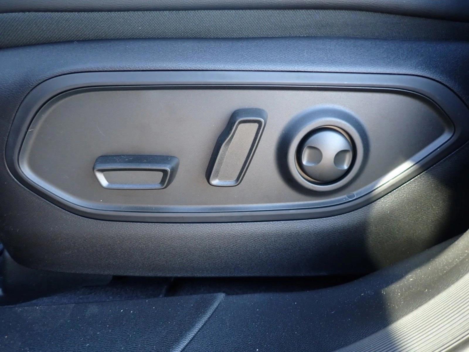 Thumbnail: 2026 Jeep Cherokee - 4