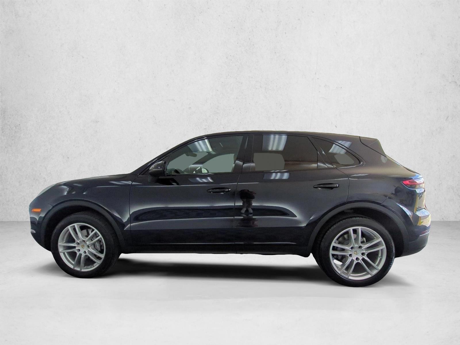 Thumbnail: 2019 Porsche Cayenne - 2