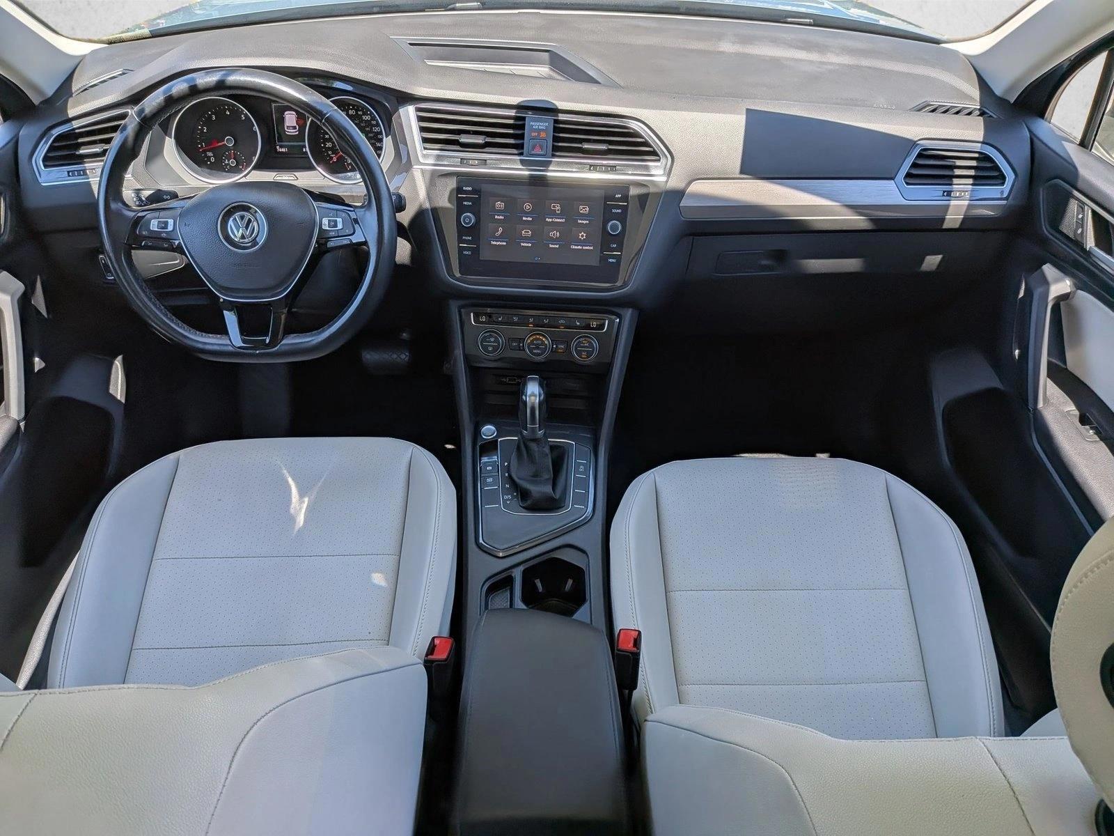 Thumbnail: 2019 Volkswagen Tiguan - 3