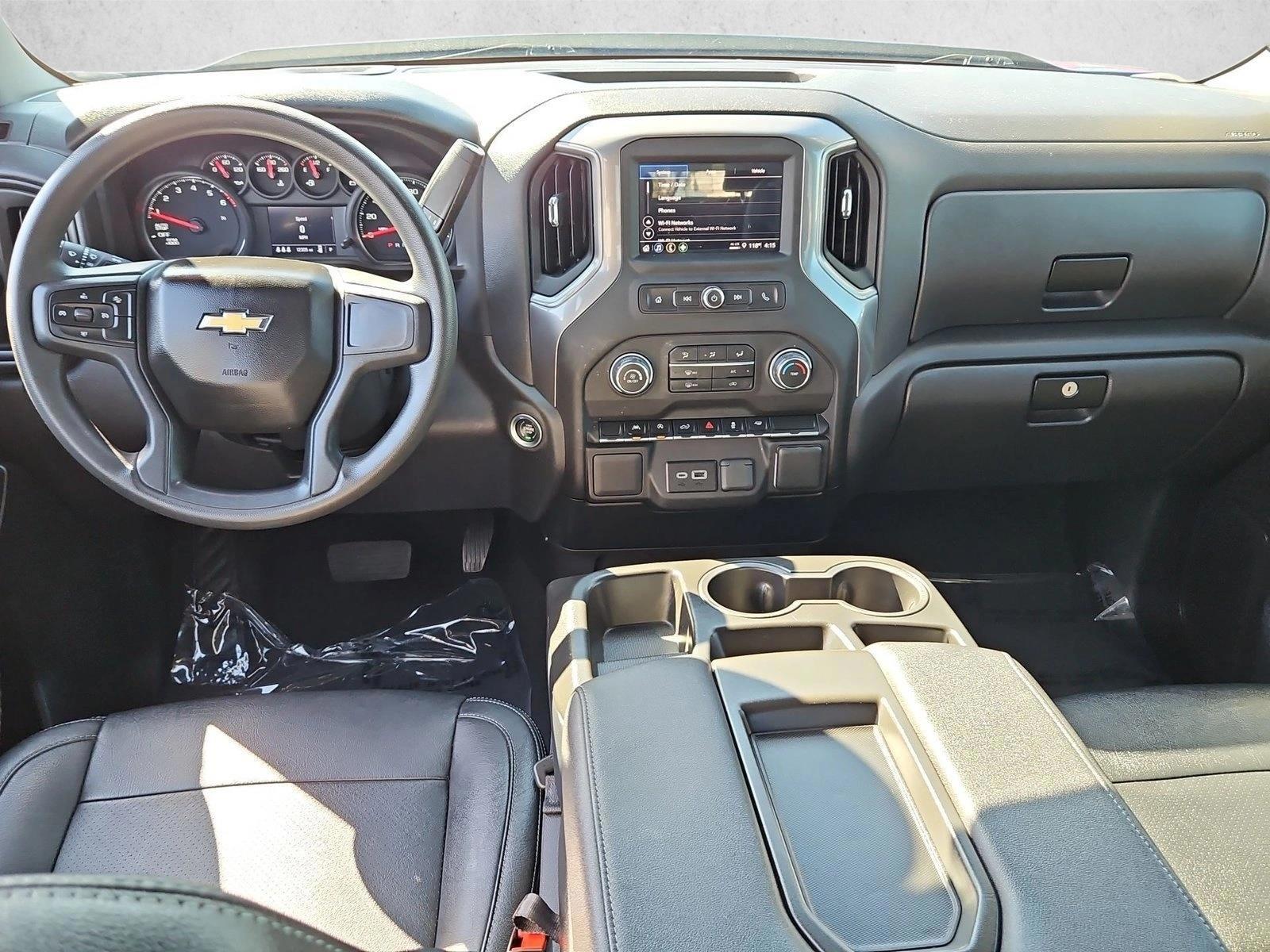Thumbnail: 2024 Chevrolet Silverado 1500 - 3