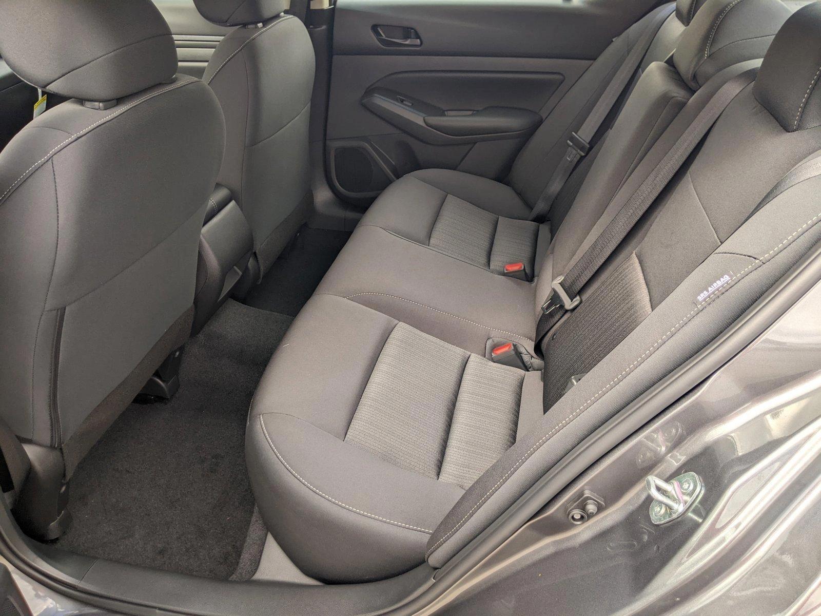 2025 Nissan Altima S - Photo 14