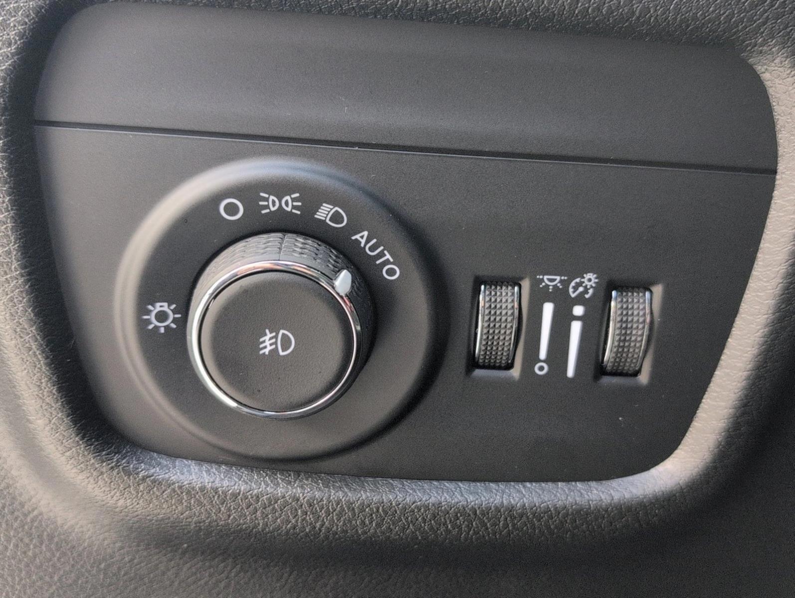 2025 Jeep Grand Cherokee Limited - Photo 22