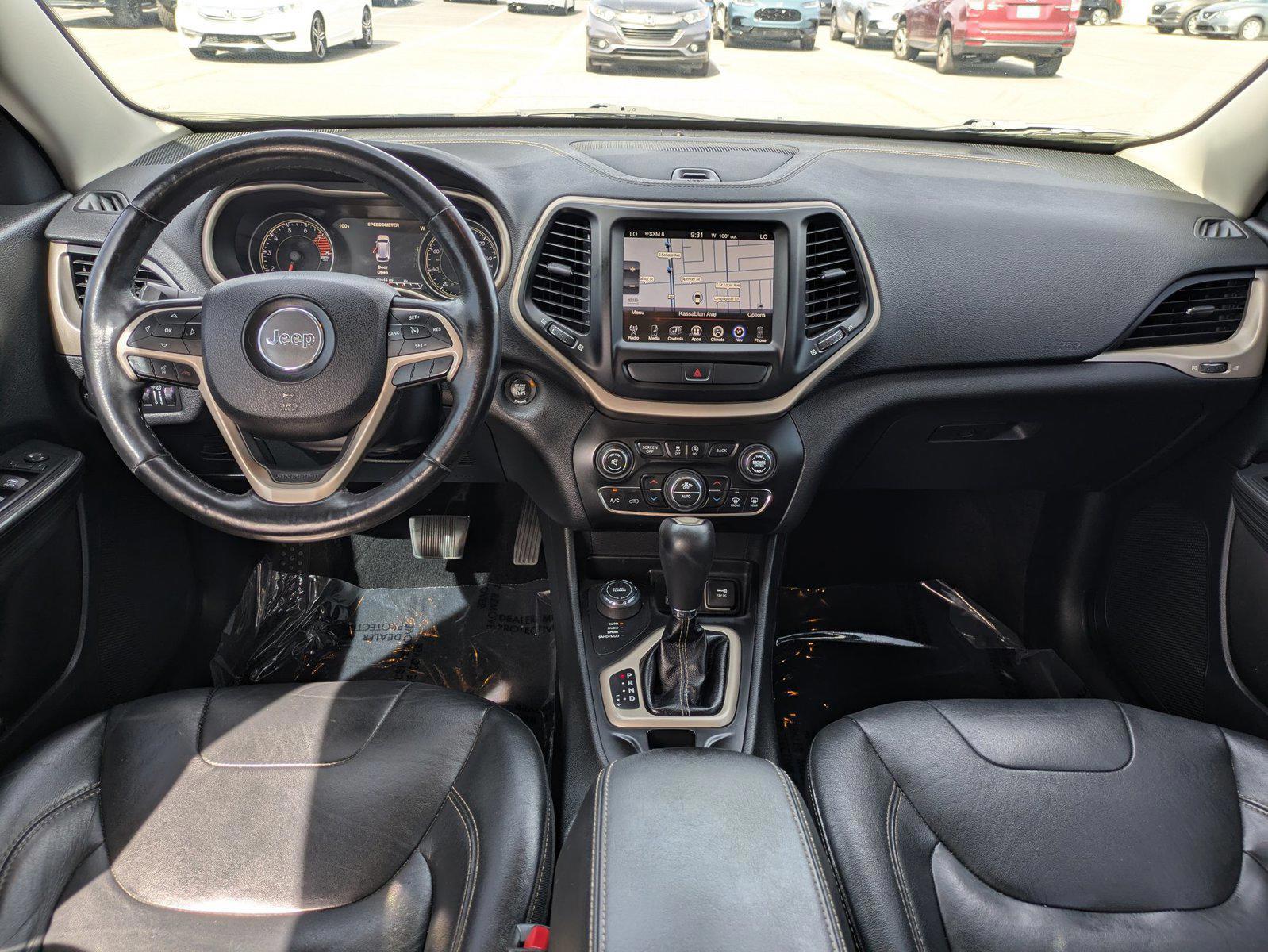 2016 Jeep Cherokee High Altitude - Photo 18