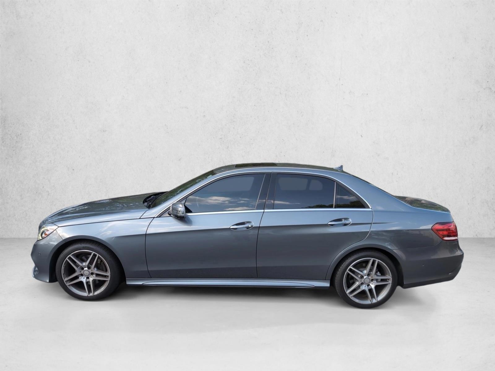 Thumbnail: 2016 Mercedes-Benz E-Class - 2