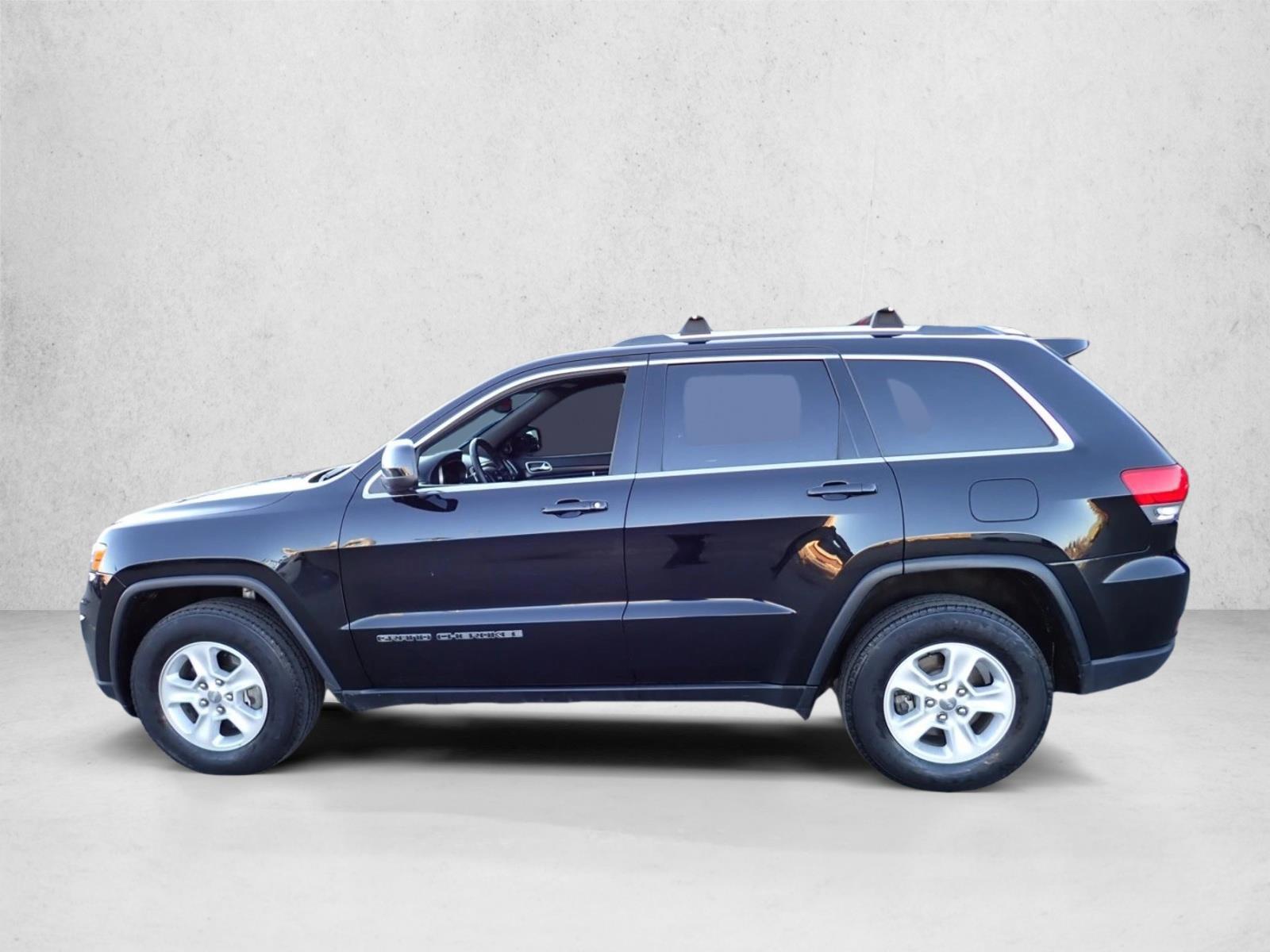 Thumbnail: 2017 Jeep Grand Cherokee - 2