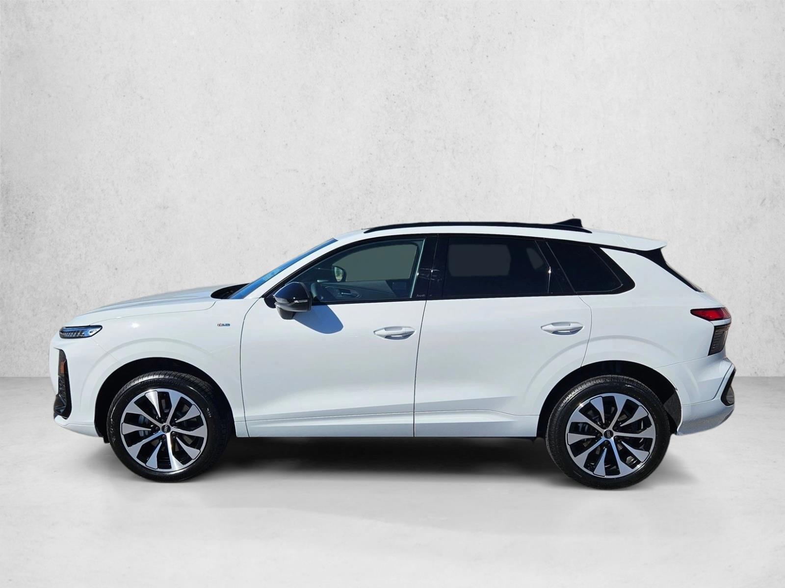 Thumbnail: 2026 Audi Q3 - 2