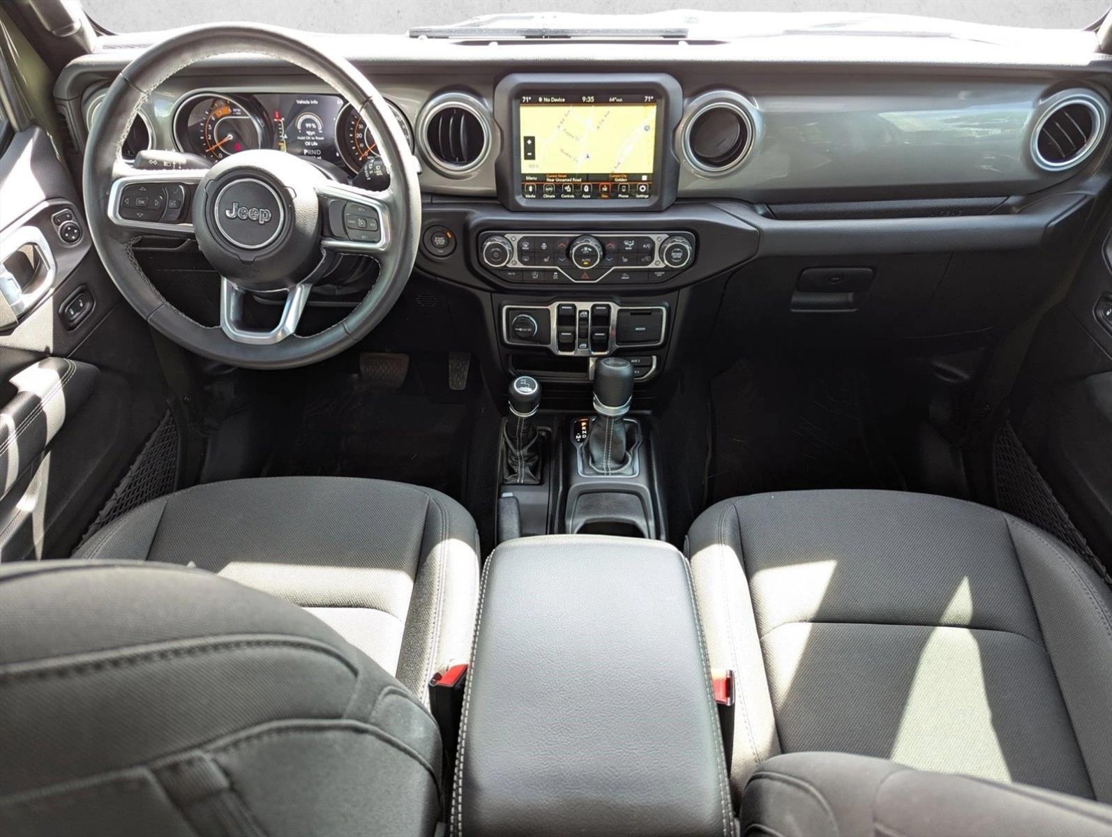 Thumbnail: 2022 Jeep Wrangler - 3