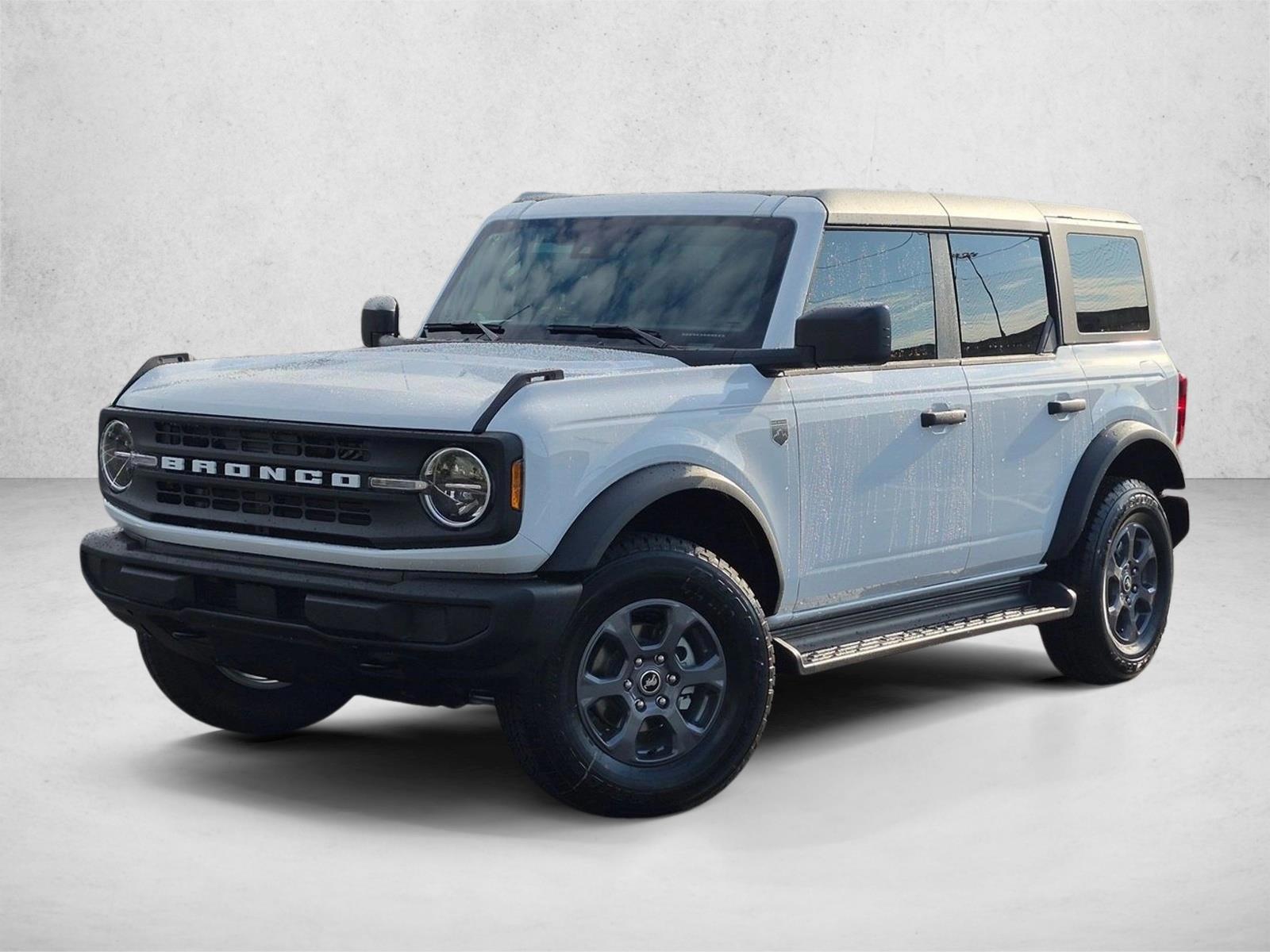 Thumbnail: 2026 Ford Bronco - 1