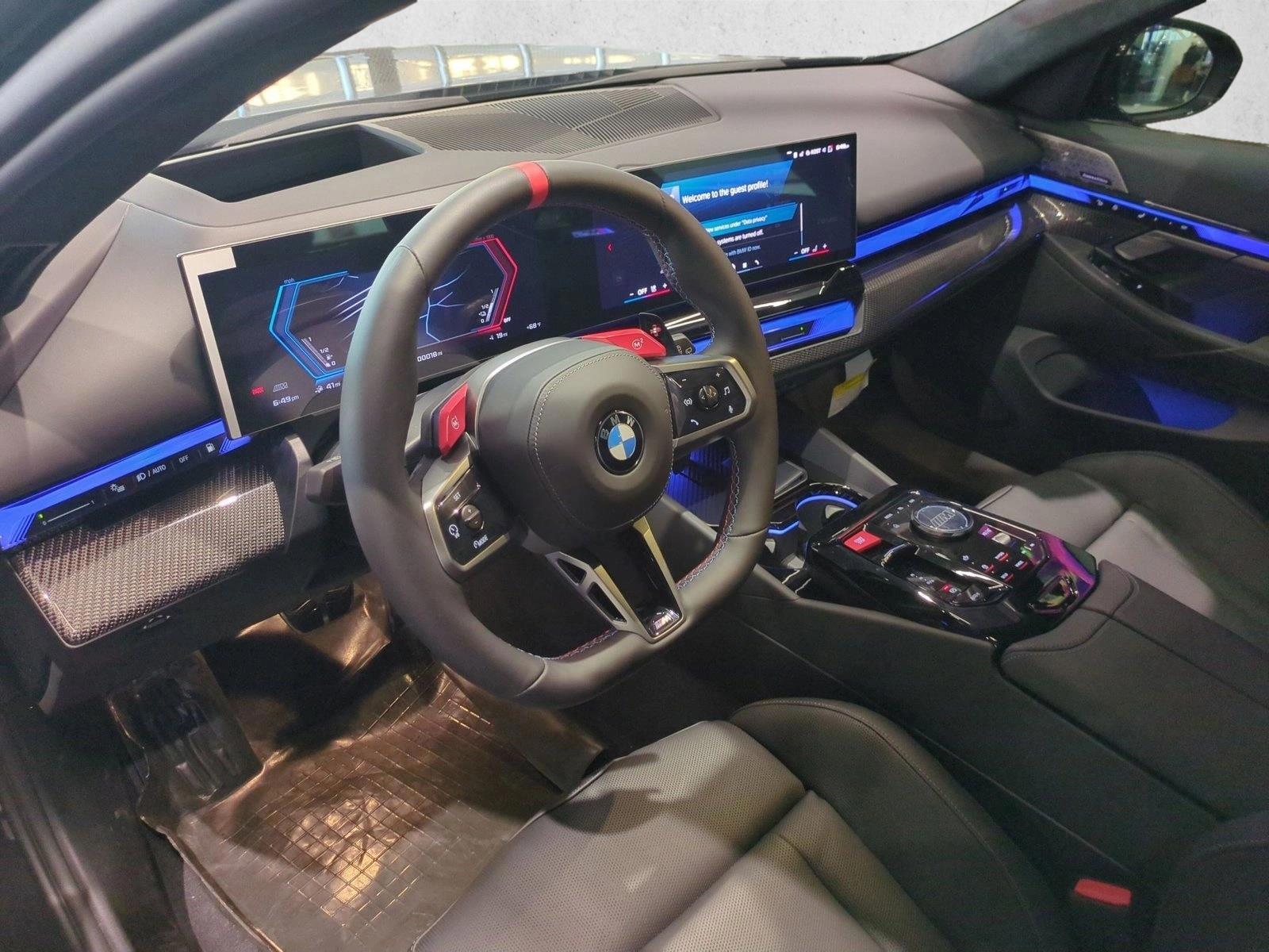 Thumbnail: 2026 BMW M5 - 3