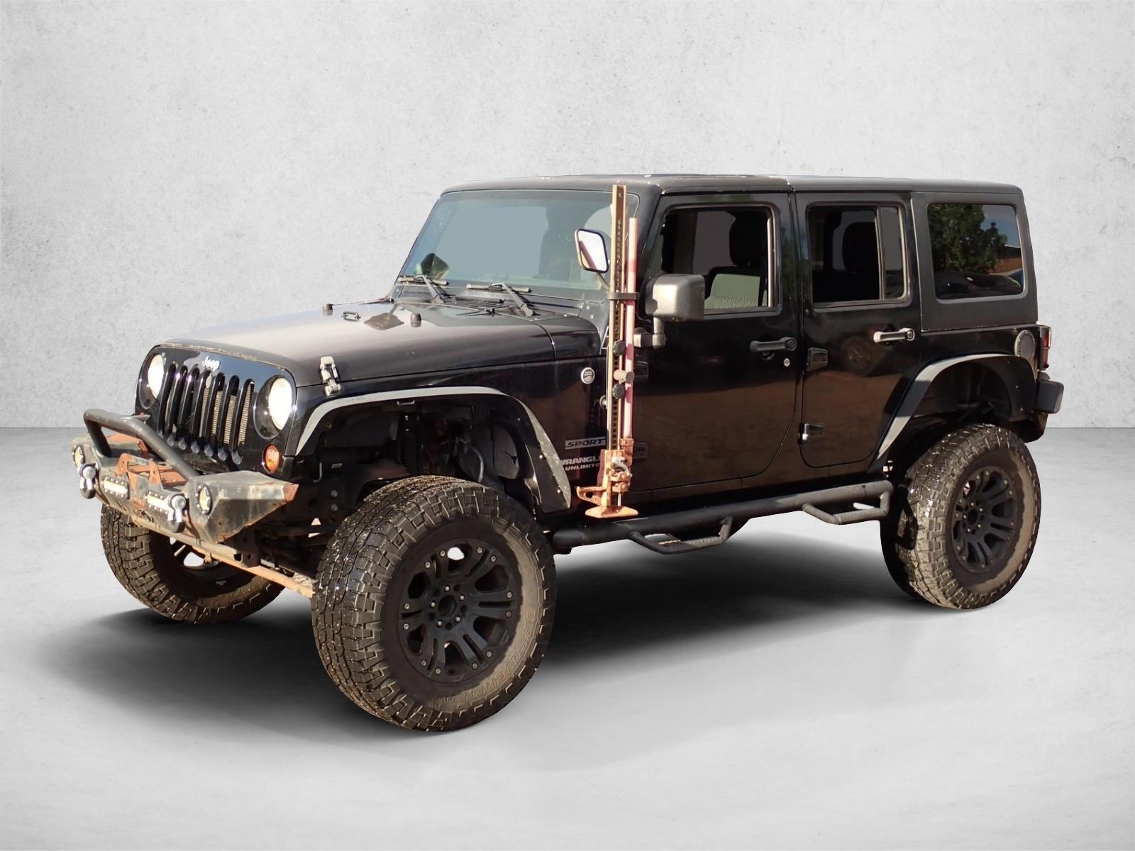 Thumbnail: 2011 Jeep Wrangler - 3