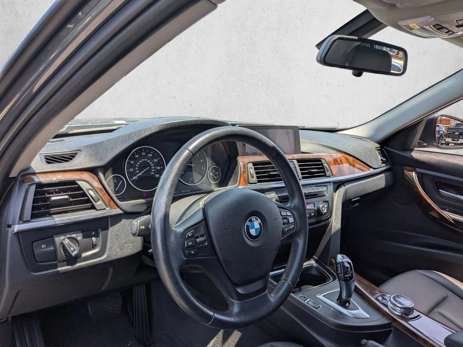 Thumbnail: 2014 BMW 3 Series - 3