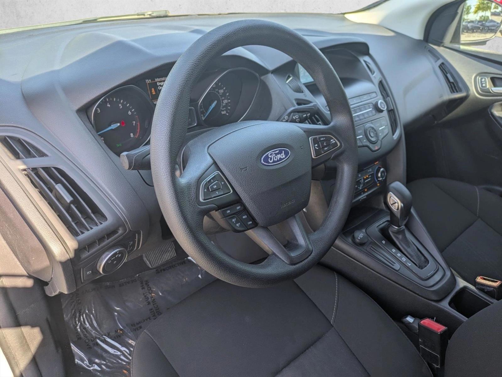Thumbnail: 2018 Ford Focus - 3