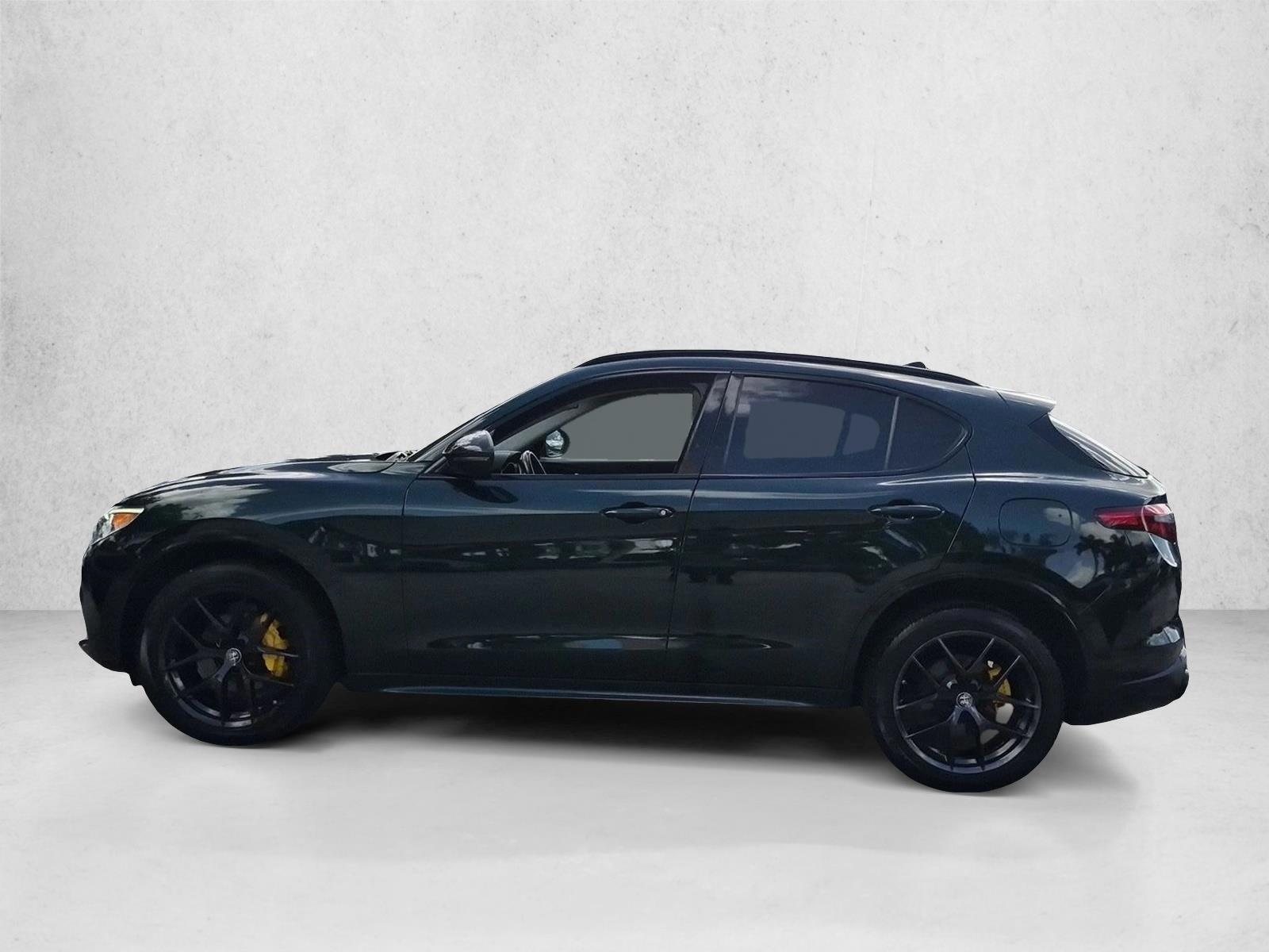 Thumbnail: 2020 Alfa Romeo Stelvio - 2