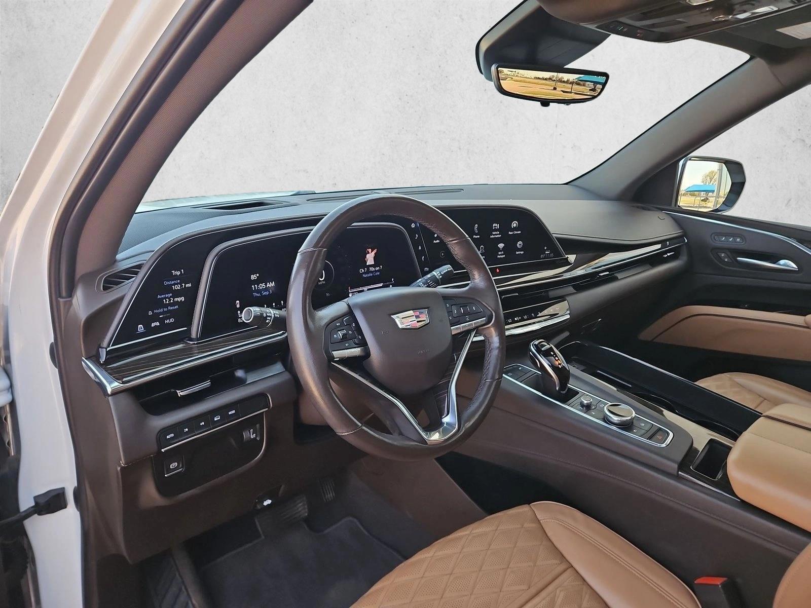 Thumbnail: 2021 Cadillac Escalade - 3