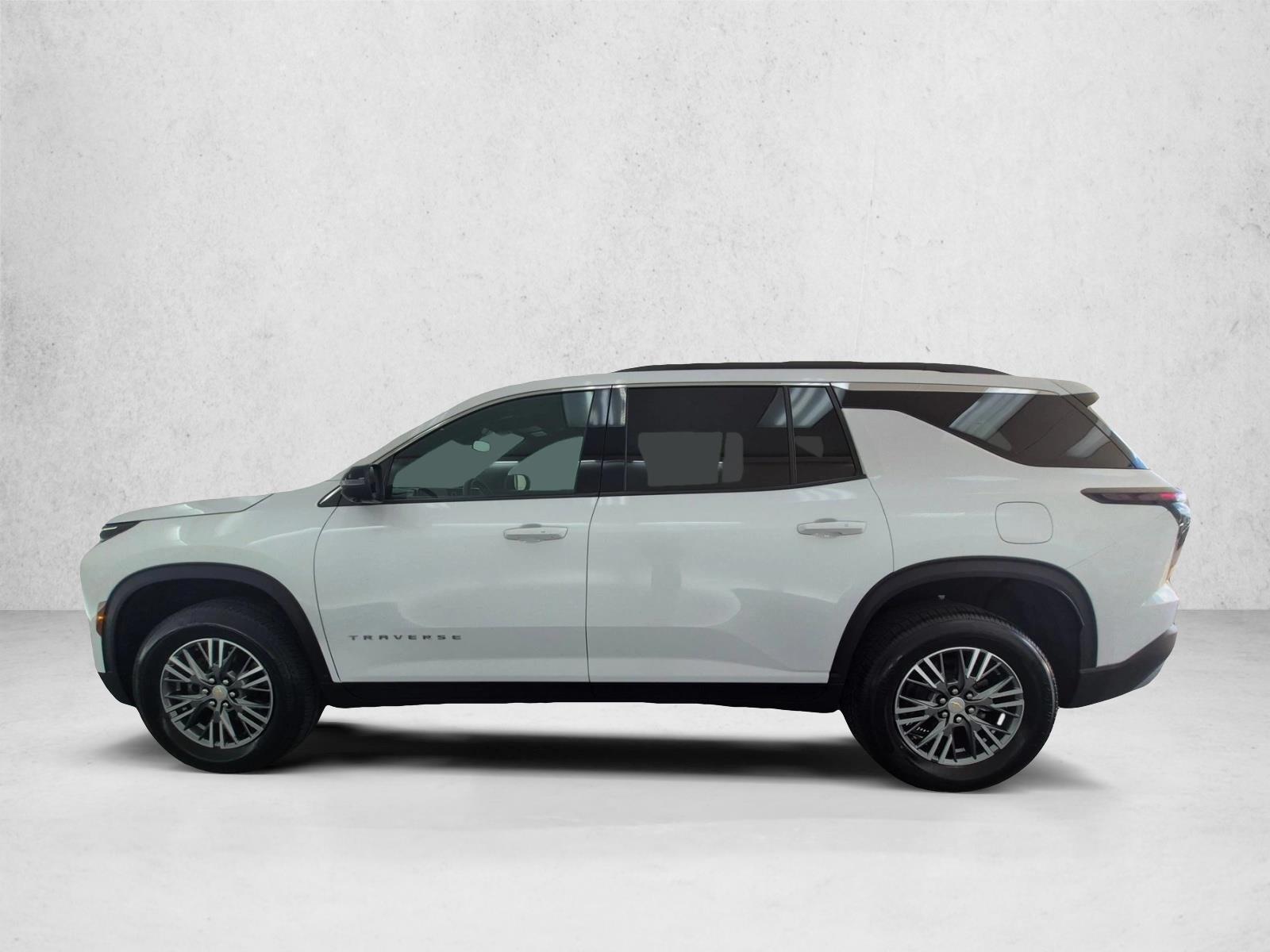Thumbnail: 2024 Chevrolet Traverse - 2
