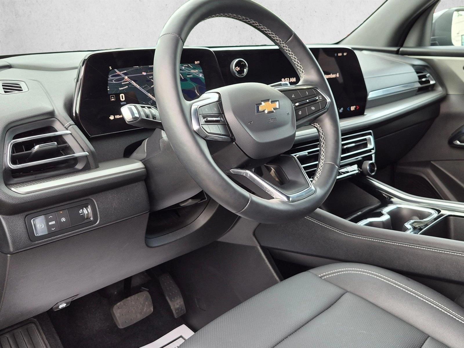 Thumbnail: 2025 Chevrolet Traverse - 3