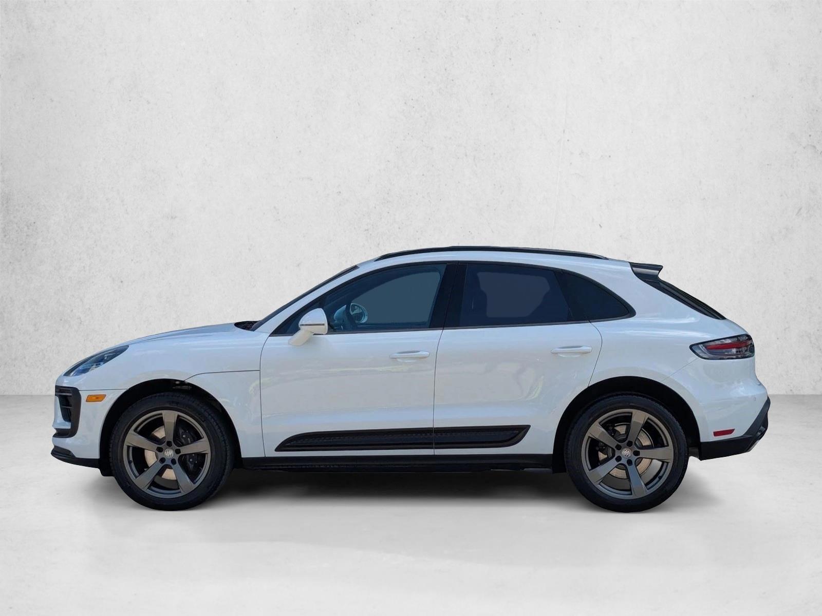 Thumbnail: 2026 Porsche Macan - 2