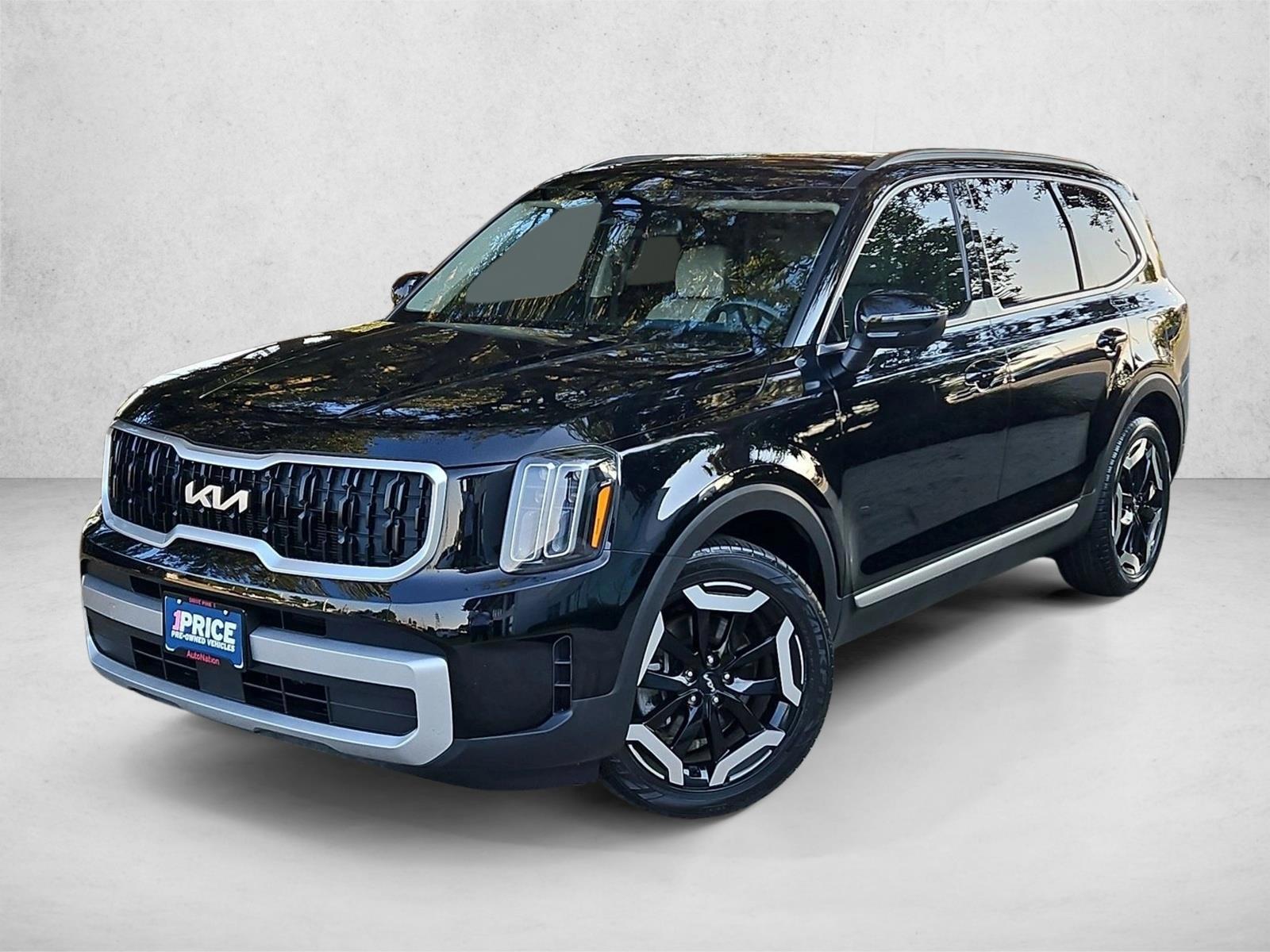 Thumbnail: 2023 Kia Telluride - 1
