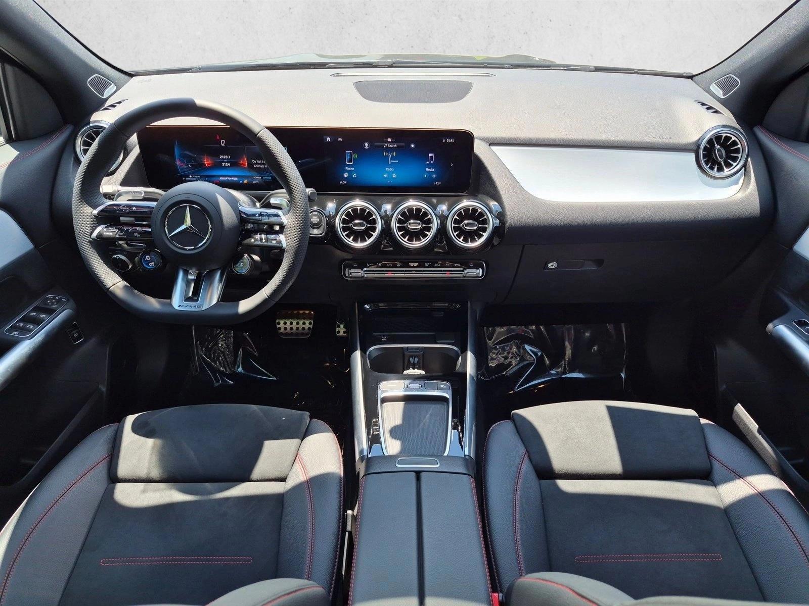 Thumbnail: 2026 Mercedes-Benz GLA - 3