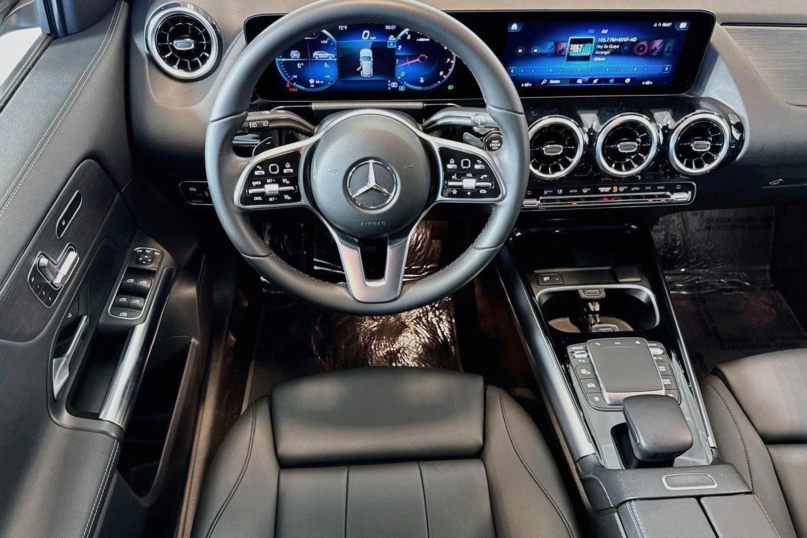 Thumbnail: 2023 Mercedes-Benz GLA - 3