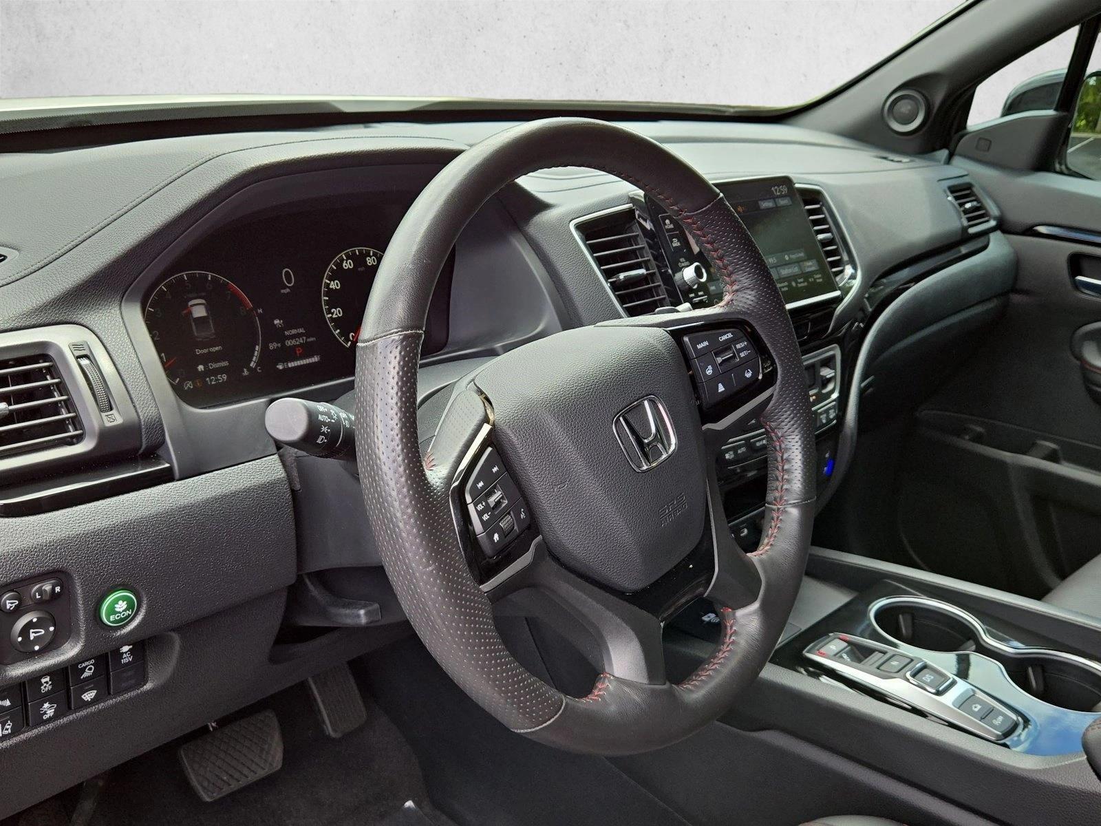 2025 Honda Ridgeline Black Edition - Photo 9