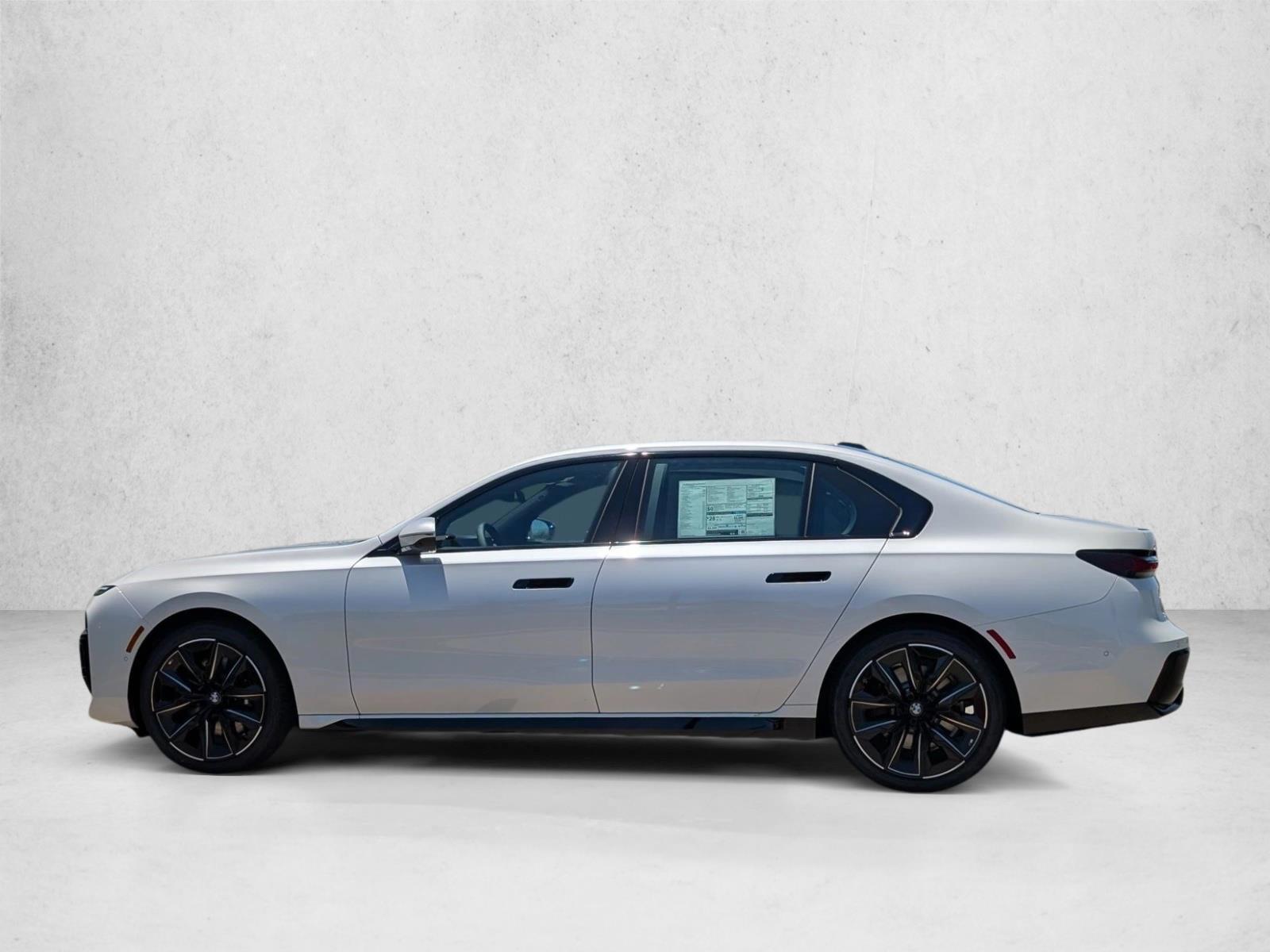 Thumbnail: 2026 BMW 7 Series - 2
