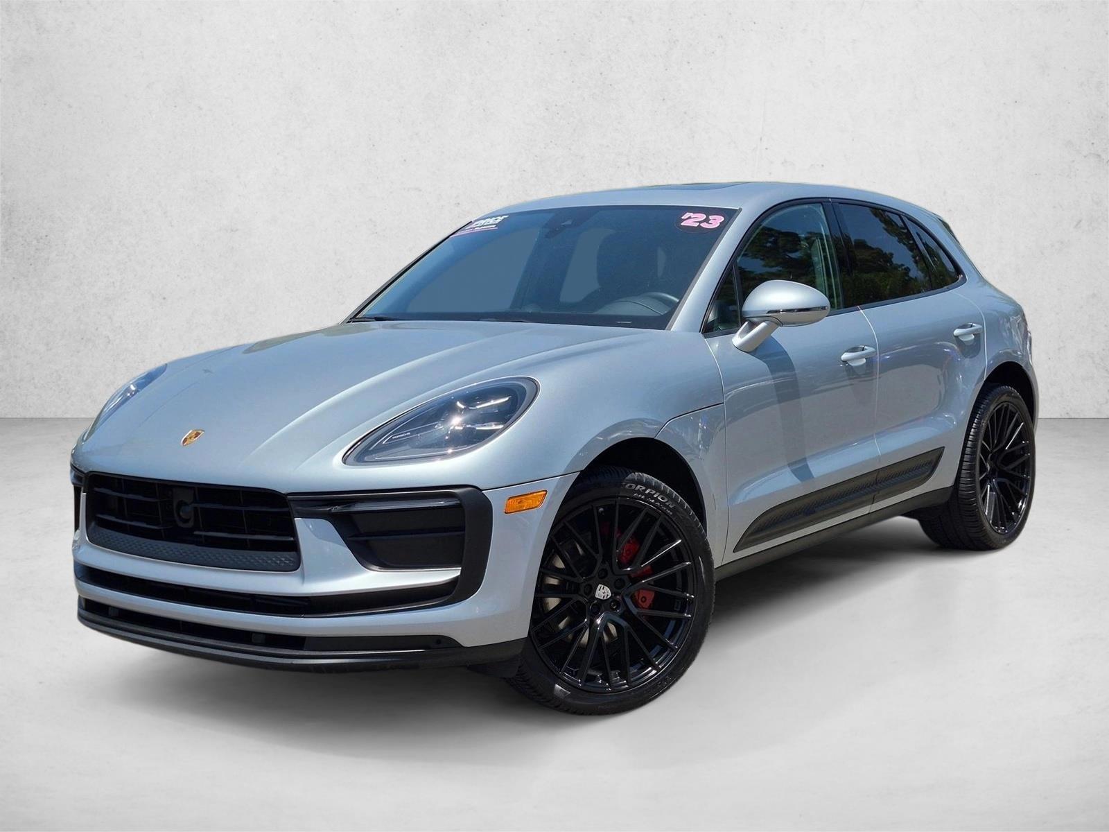 Thumbnail: 2023 Porsche Macan - 1