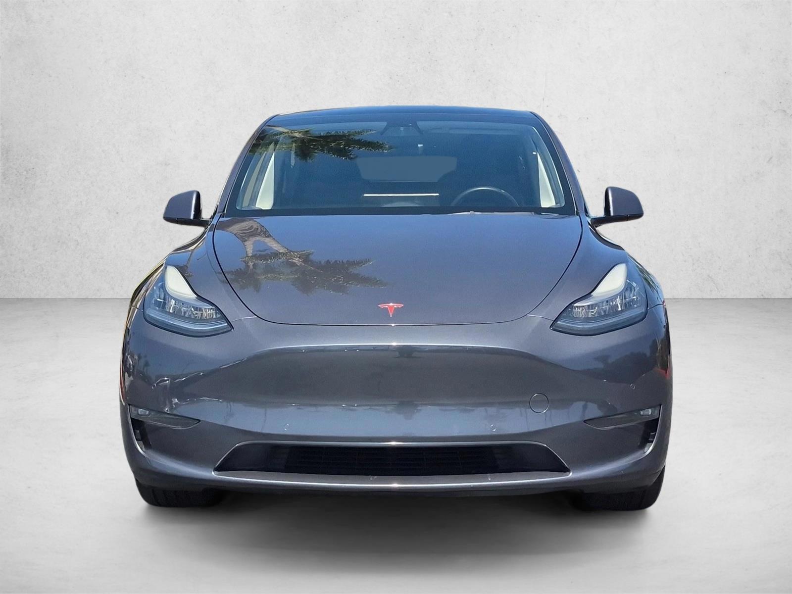 Used 2021 Tesla Model Y Standard Range with VIN 5YJYGDEDXMF133633 for sale in Des Plaines, IL