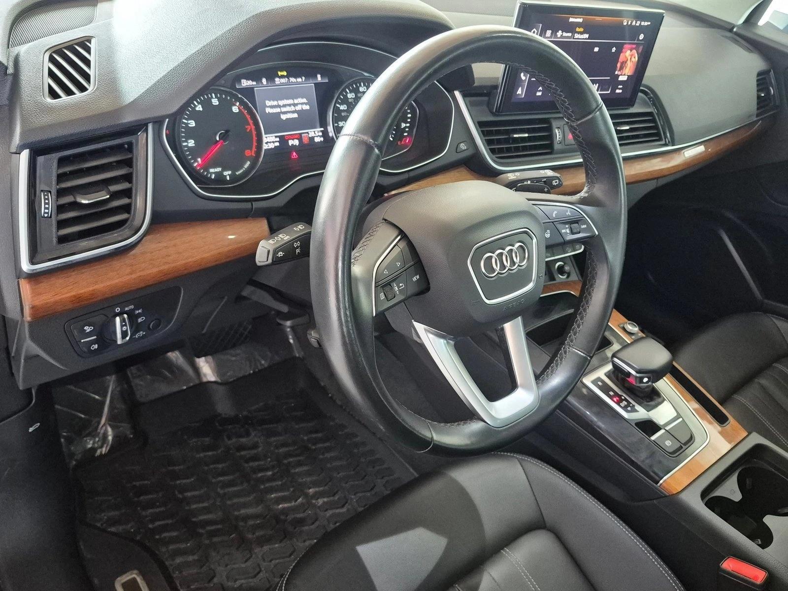 Thumbnail: 2023 Audi Q5 - 3