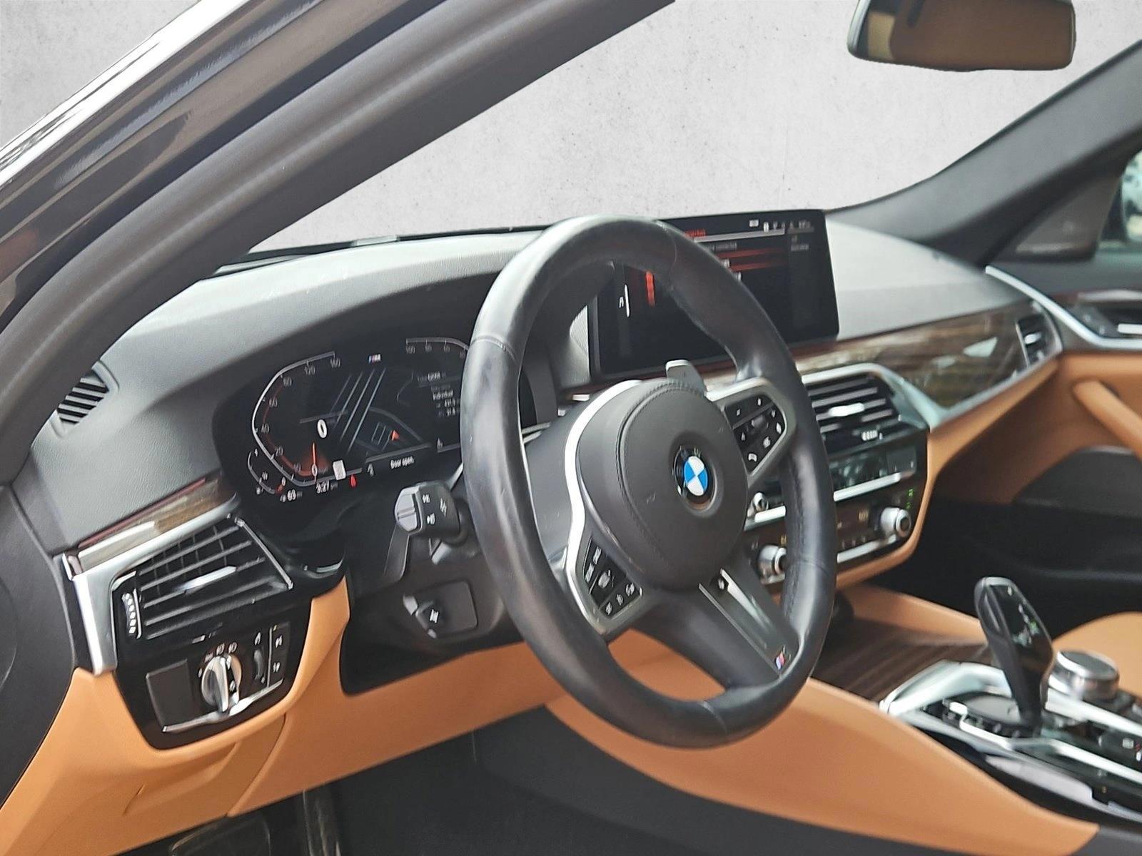 Thumbnail: 2023 BMW 5 Series - 3