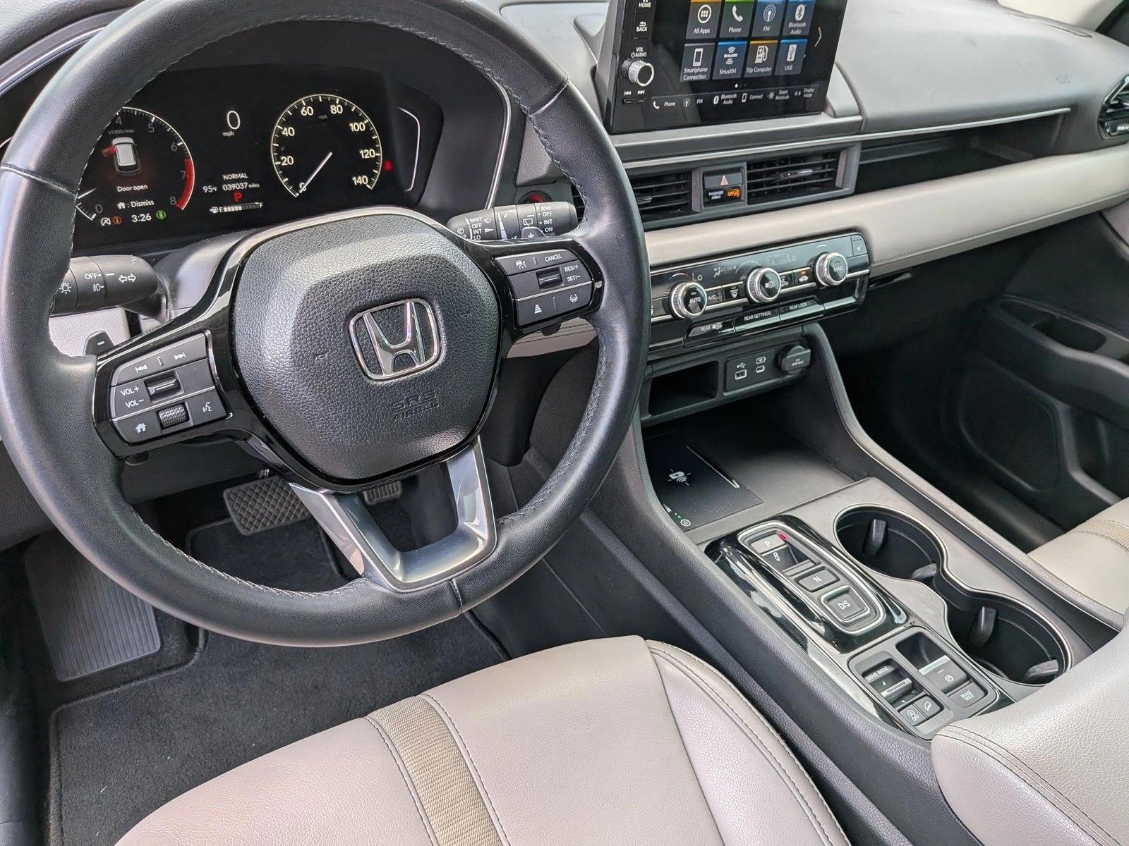 Thumbnail: 2024 Honda Pilot - 3