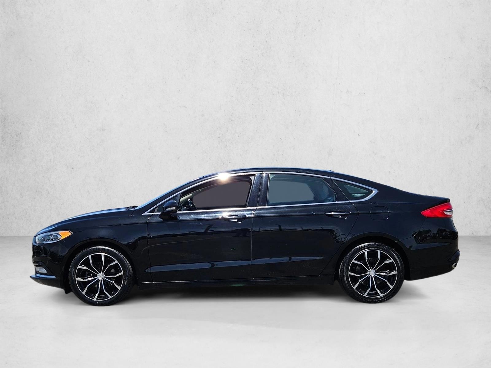 Thumbnail: 2017 Ford Fusion - 2