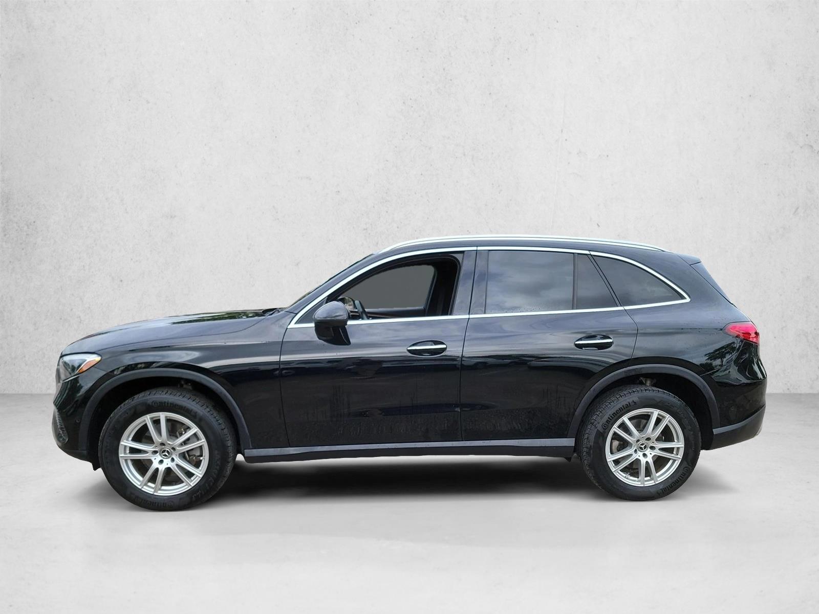 Thumbnail: 2023 Mercedes-Benz GLC - 2