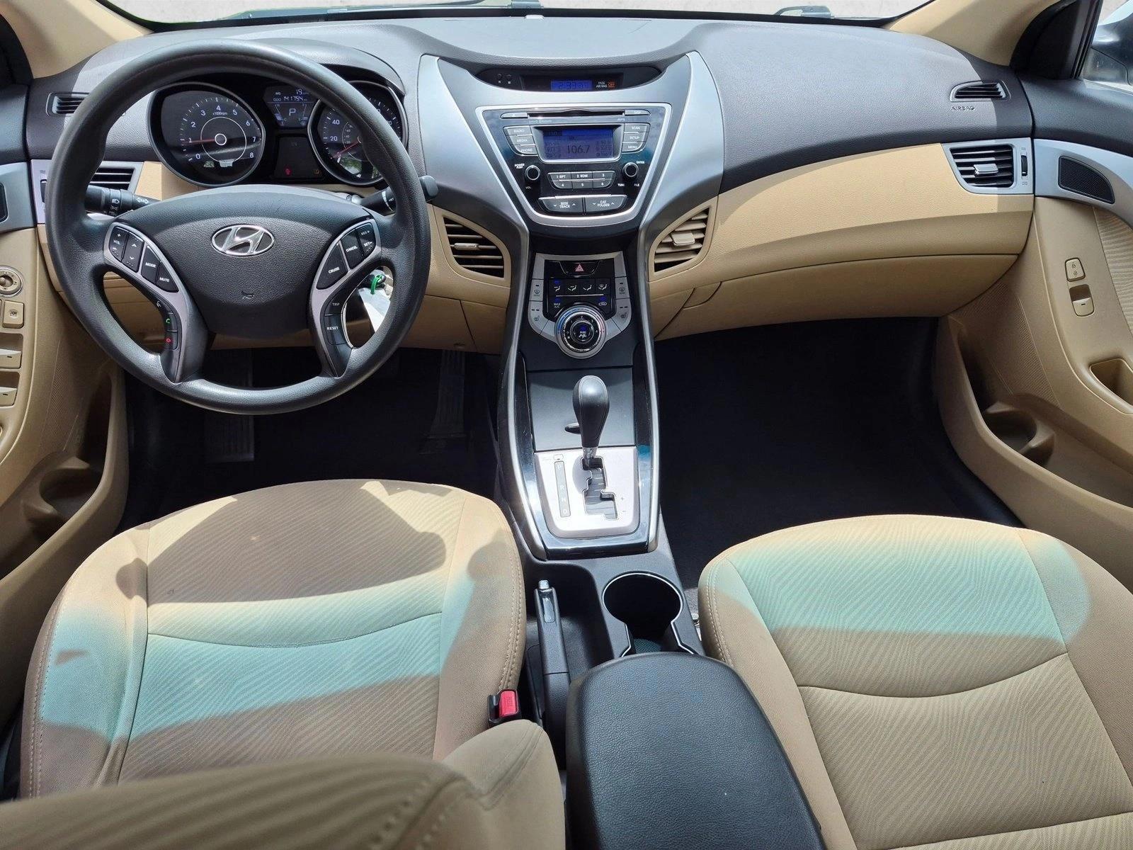 Thumbnail: 2013 Hyundai Elantra - 4