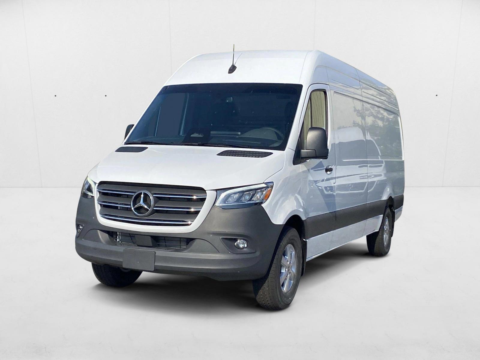 Thumbnail: 2025 Mercedes-Benz Sprinter - 1